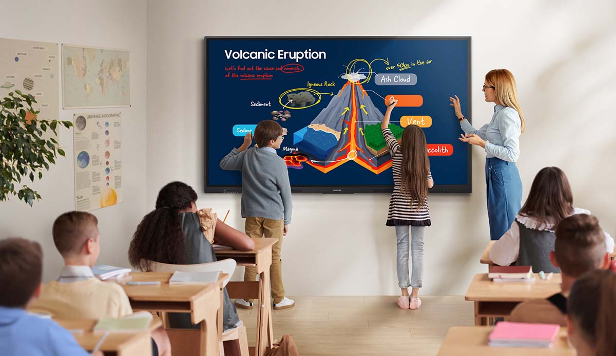 Samsung WAF Series 86 Inch: 4K UHD Interactive Display