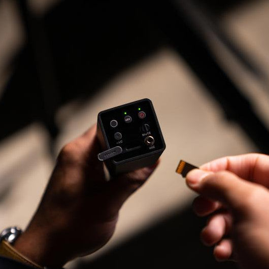 Sennheiser EW-DP SKP: Digital Wireless Plug-On Transmitter, Frequency R1-6 (520 to 576 MHz), view 4