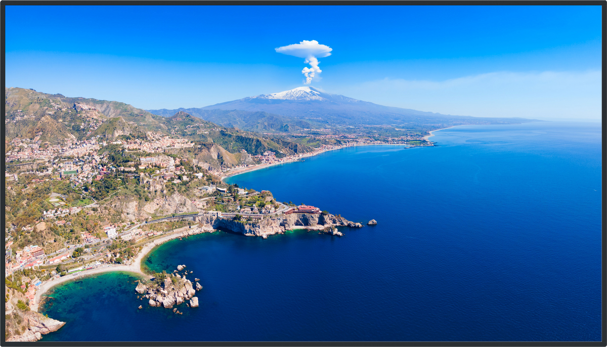 Panasonic TH-75SQ3: 75 Inch 4K UHD Professional Display, 500 cd/m2, view 2