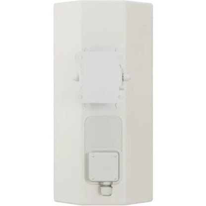 Bose AMU108-120 white installed outdoors on a wall bracket