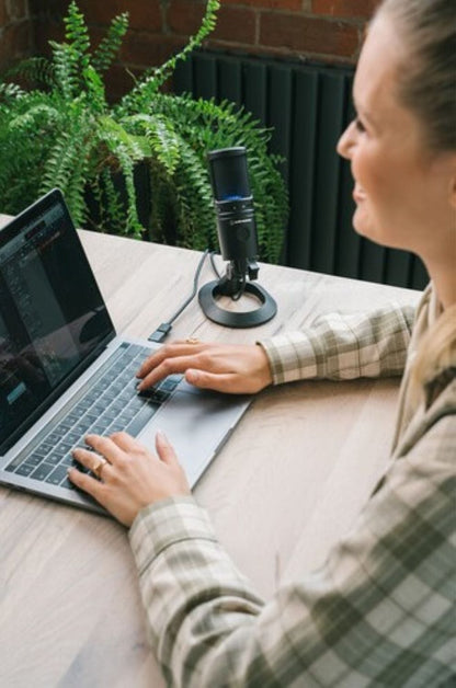 Audio-Technica AT2020USB-XX AT2020USB-X Cardioid Condenser USB Microphone with Desk Stand / Pop-Filter additional product photo 16