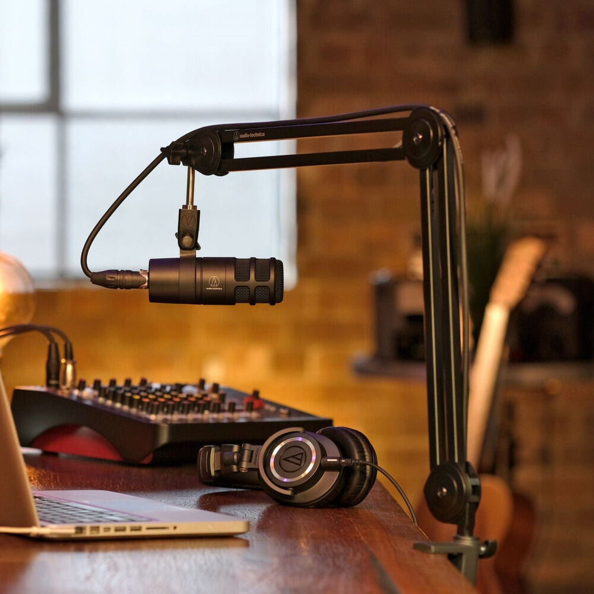 Audio-Technica AT8700 Microphone Boom Arm with Desk Clamp additional product photo 3
