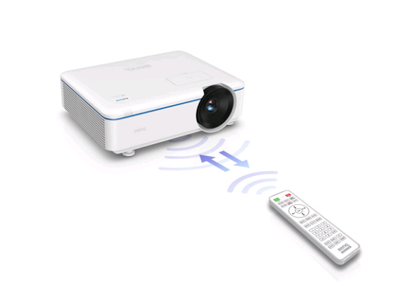 BenQ LU950 WUXGA installation laser DLP projector with 5000 lumens, view 2